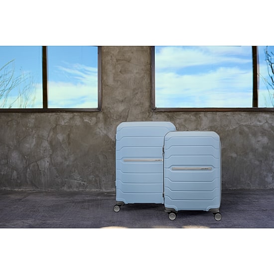 Samsonite Freeform 28 Inch Hardside Expandable Checked Spinner Luggage