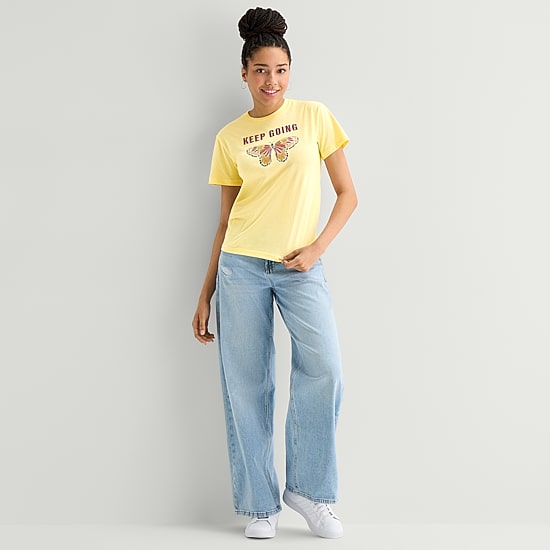 Butterfly Keep Going Boyfriend Tee Womens Juniors Crew Neck Short Sleeve Regular Fit Graphic T-Shirt