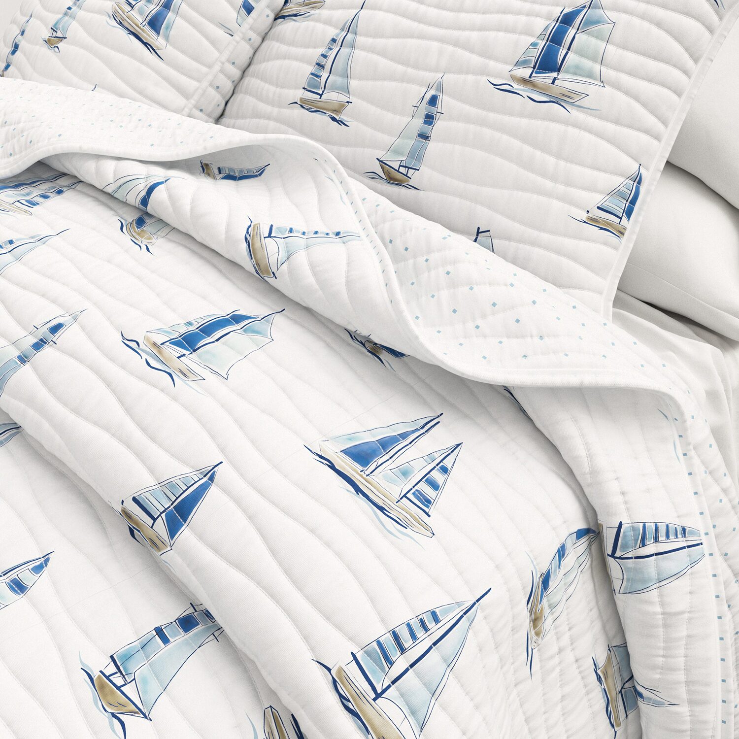 Reversible Coastal Print Quilt Set