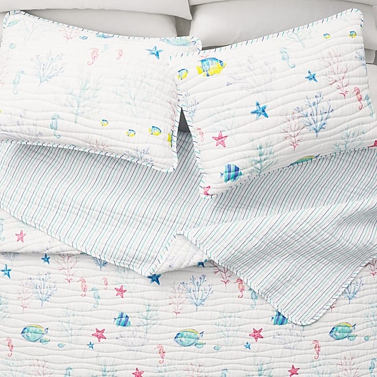 Reversible Coastal Print Quilt Set