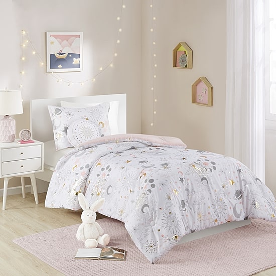 Intelligent Design Ariella Starry Sky Metallic Comforter Set with Throw Pillow