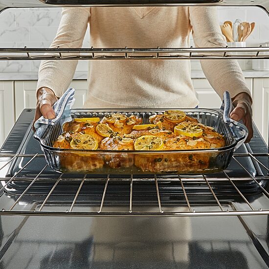 Pyrex Sculpted Tinted 3-qt. Glass Baking Dish