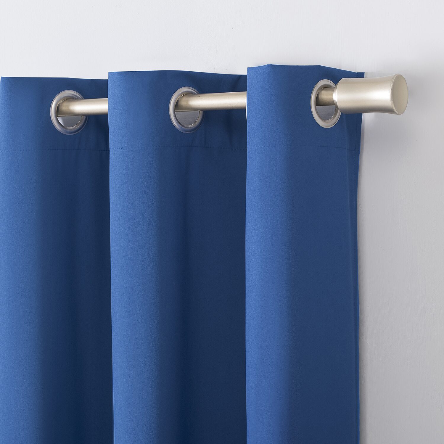 Sun Zero Harper Grommet Top Energy Saving 100% Blackout Single Curtain Panel