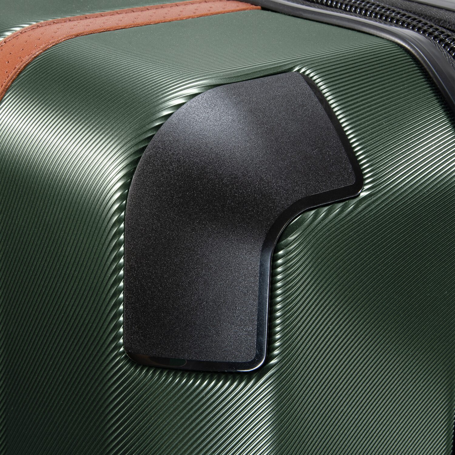 Ricardo Beverly Hills Montecito 2.0 29 Inch Hardside Checked Spinner Luggage