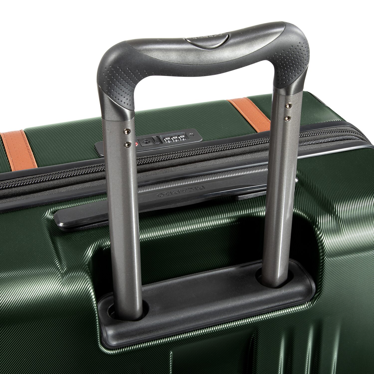 Ricardo Beverly Hills Montecito 2.0 29 Inch Hardside Checked Spinner Luggage