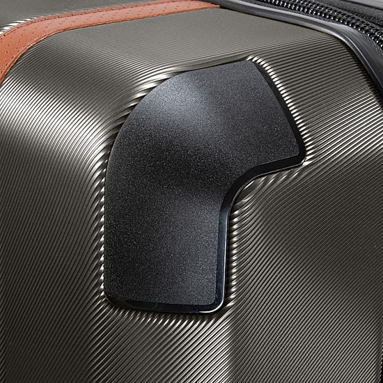 Ricardo Beverly Hills Montecito 2.0 25 Inch Hardside Checked Spinner Luggage