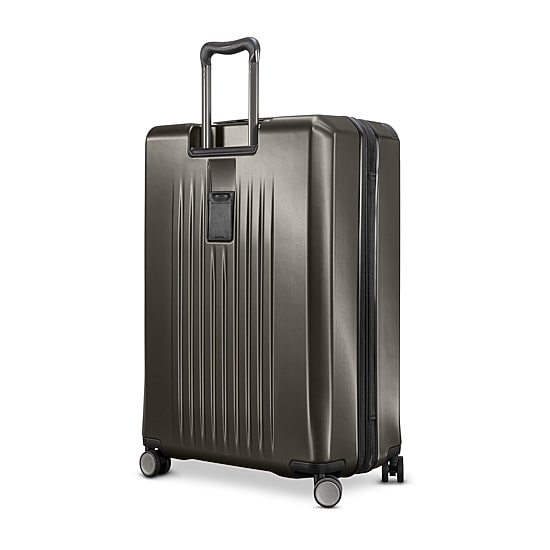 Ricardo Beverly Hills Montecito 2.0 29 Inch Hardside Checked Spinner Luggage