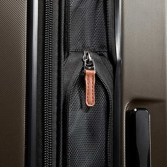 Ricardo Beverly Hills Montecito 2.0 29 Inch Hardside Checked Spinner Luggage