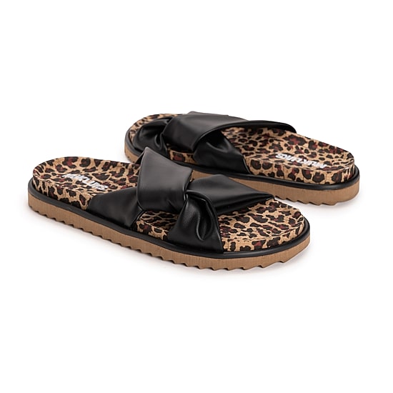 Muk Luks Womens Jazmine Sandal Flat Sandals