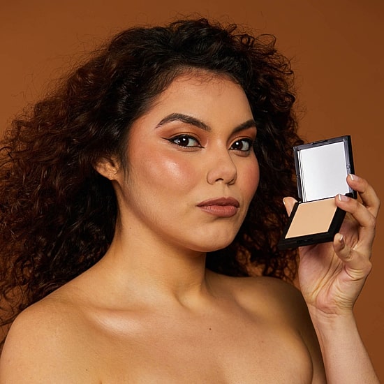 Reina Rebelde Finishing Powder