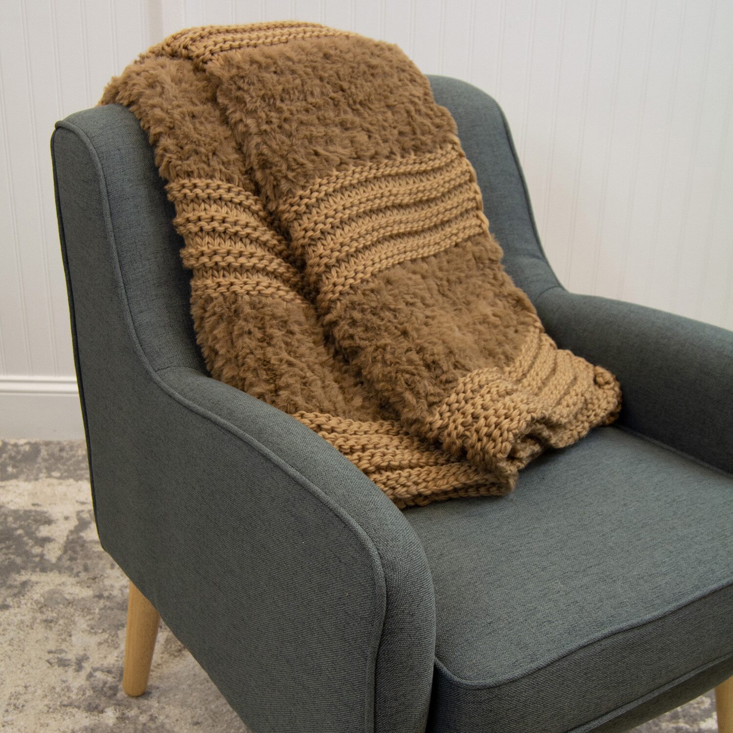Your Lifestyle By Donna Sharp Faux Fur Plush Knit Midweight Throw