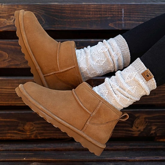 Bearpaw Womens Shorty Flat Heel Booties
