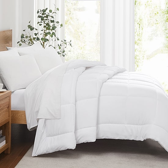 London Fog Ultra Soft Down Alternative Comforter