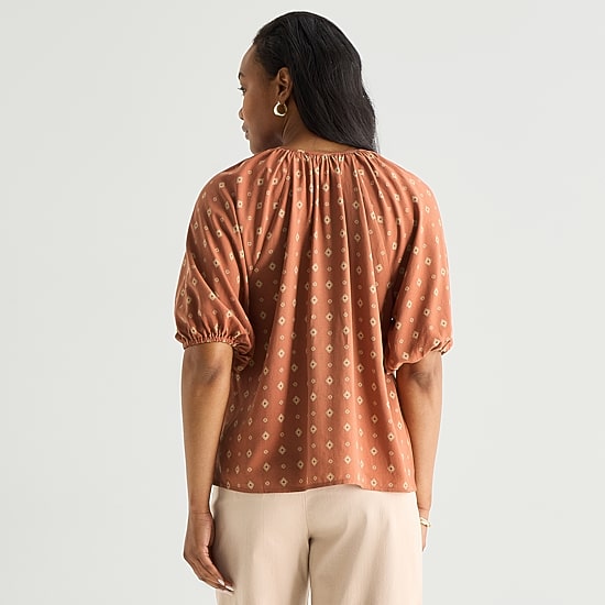 Liz Claiborne Womens Split Crew Neck Short Sleeve Blouse