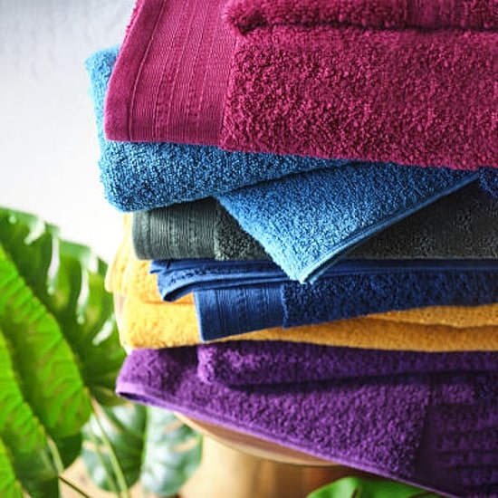 Distant Lands Perfect Color Fade Resistant Bath Towel