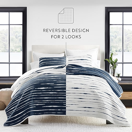 Casual Comfort Lines REVERSIBLE Quilt Set