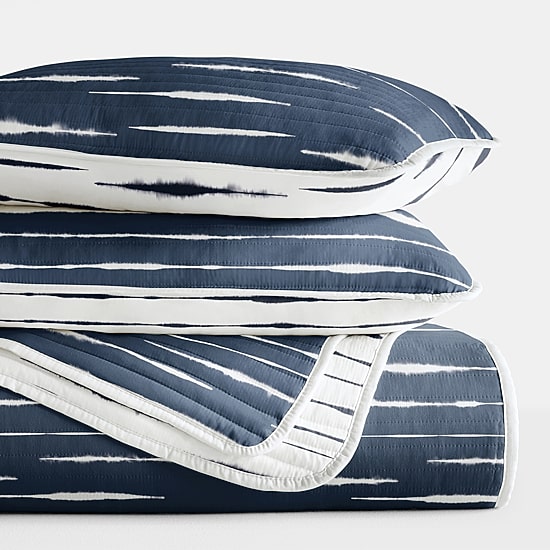 Casual Comfort Lines REVERSIBLE Quilt Set
