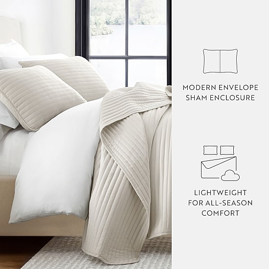 Casual Comfort Stripe Stitch Quilt Set