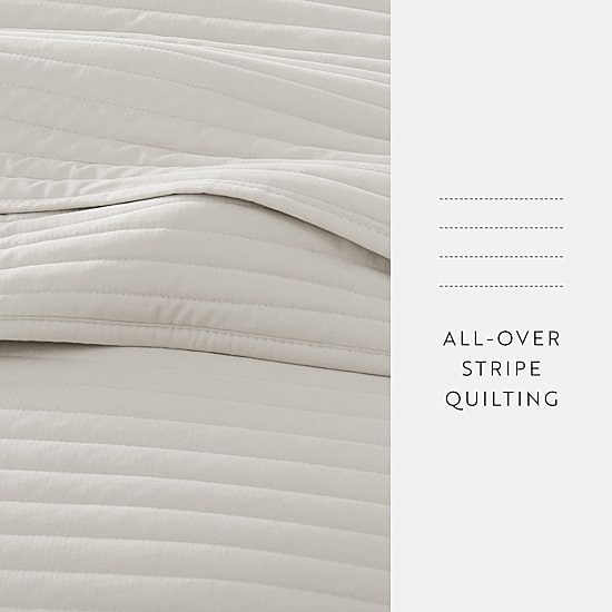 Casual Comfort Stripe Stitch Quilt Set