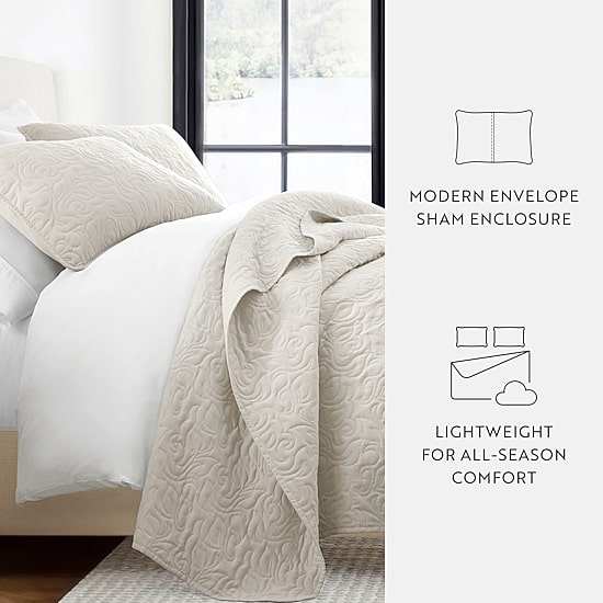 Casual Comfort Floral Stitch Quilt Set