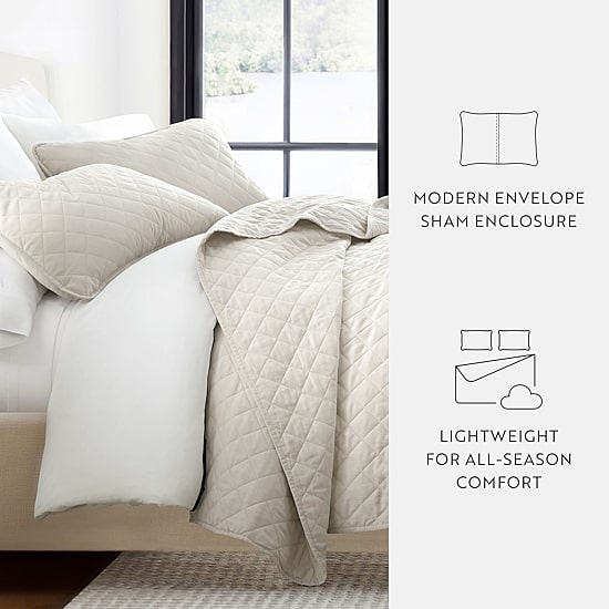 Casual Comfort Diamond Stitch Quilt Set