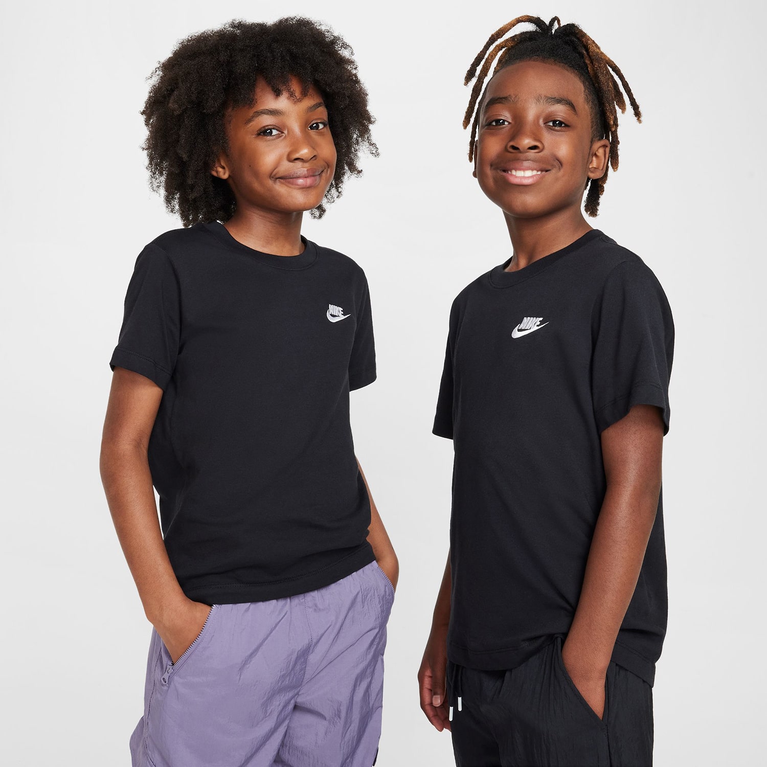 Nike Futura Unisex Crew Neck Short Sleeve Regular Fit Graphic T-Shirt