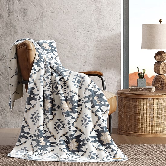 Wrangler Midweight Blanket