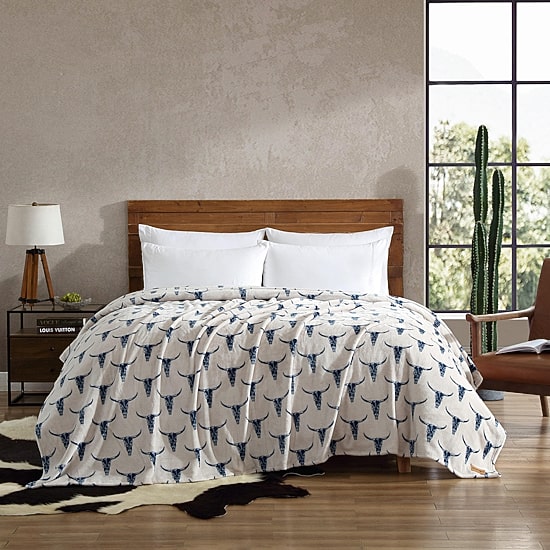 Wrangler Midweight Blanket