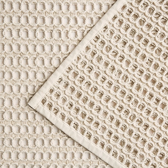 Fiesta Kai Macrame Table Runner