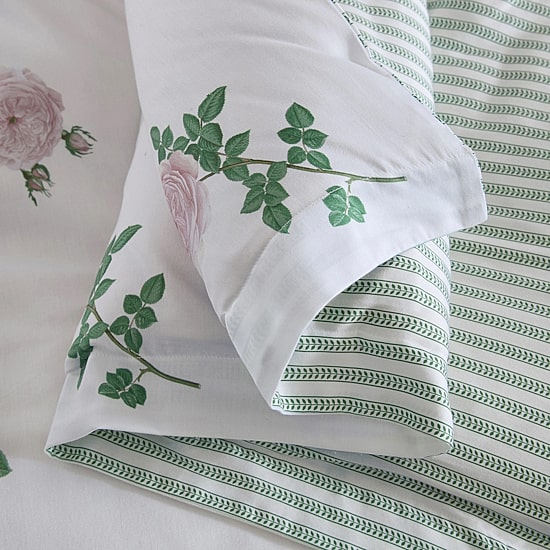 Martha Stewart Tea Rose Easy Care Duvet Cover Set
