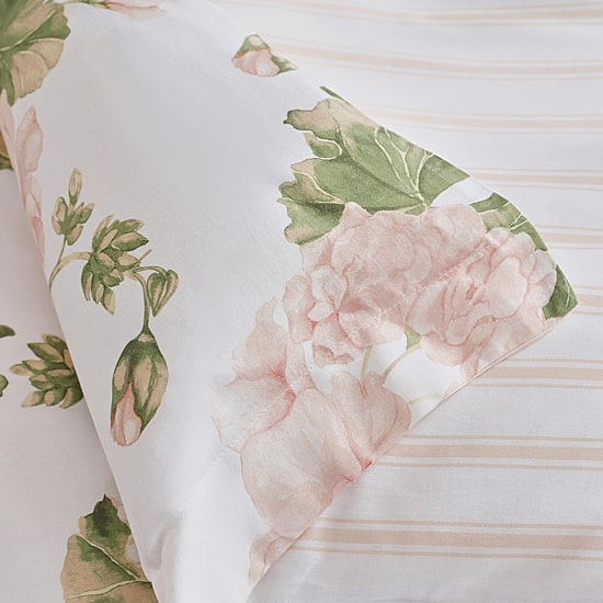 Martha Stewart Geranium Bloom Easy Care Duvet Cover Set