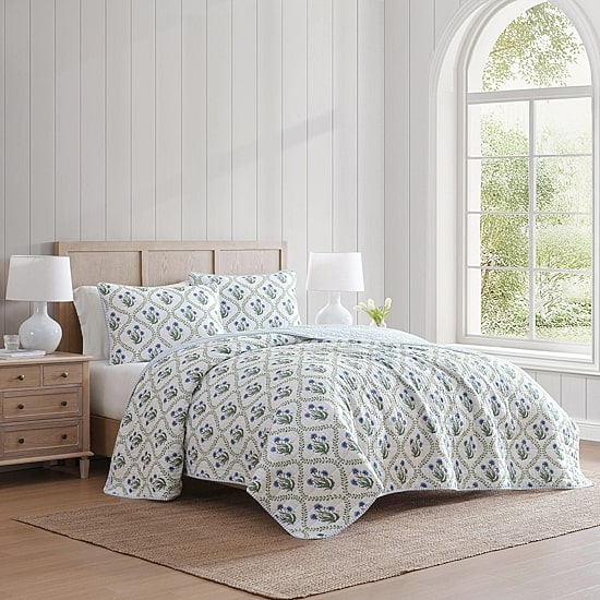 Martha Stewart Chloe Easy Care Quilt Set