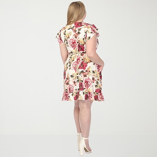 White Mark V-Neck Womens Plus V Neck Short Sleeve Flutter Floral Empire Waist Dress