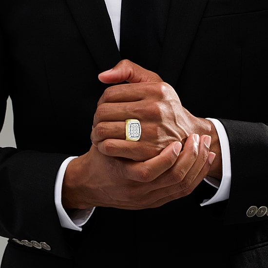 (J / I3) Mens 1/4 CT. T.W. Natural White Diamond 10K Gold Cushion Halo Cocktail Ring
