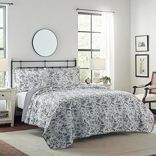 Laura Ashley Amberly Quilt Set