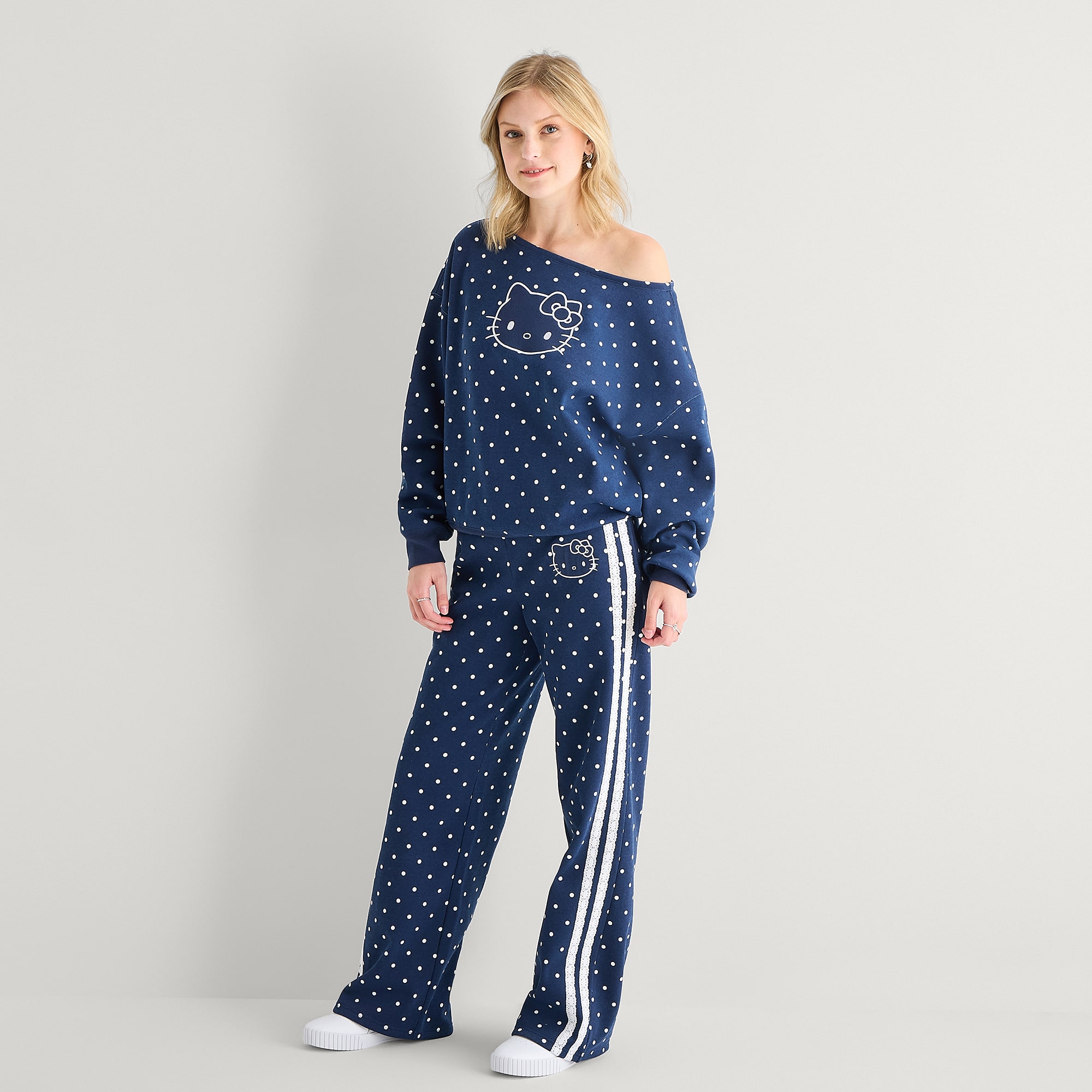 Bottom Womens Juniors Wide Leg Hello Kitty Fleece Sweatpant