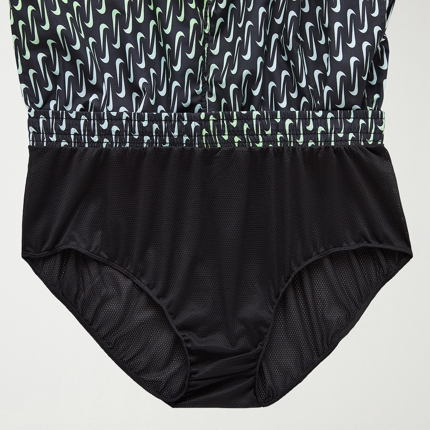 Nike Mens Big and Tall Drawstring Waist 7" Logo Swim Trunks