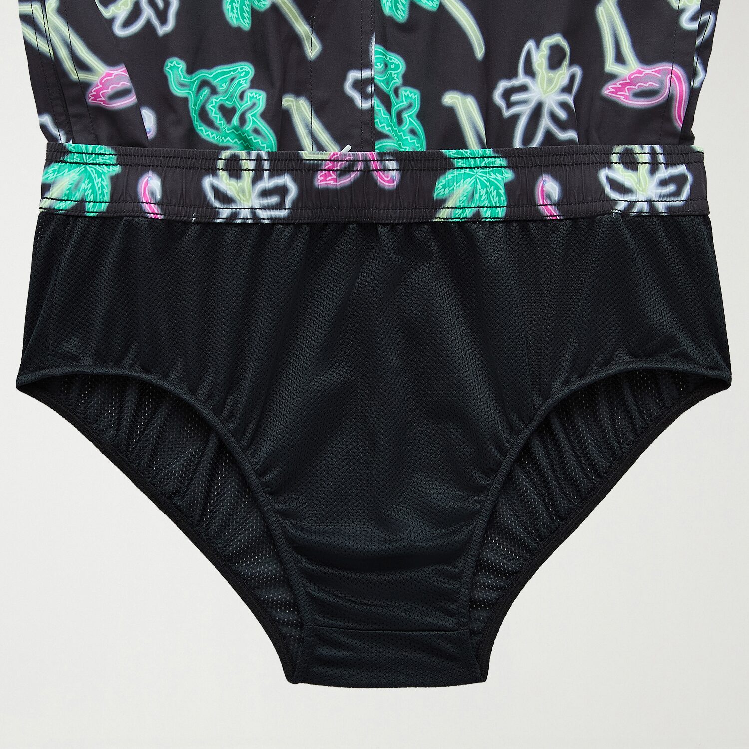 Arizona Mens 6 1/2" Animal Swim Trunks