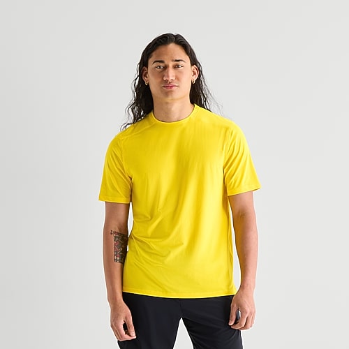 Xersion Mens Crew Neck Short Sleeve Quick Dry Active T-Shirt, X-large, Yellow