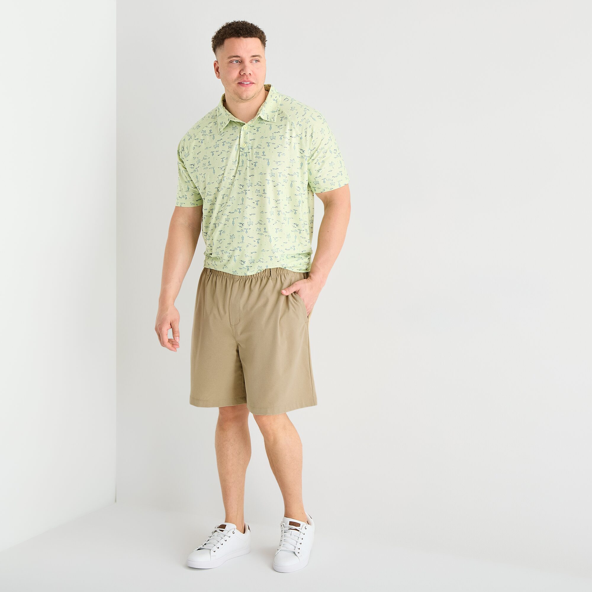 Xersion Mens 9" Mid Rise Big and Tall Golf Short
