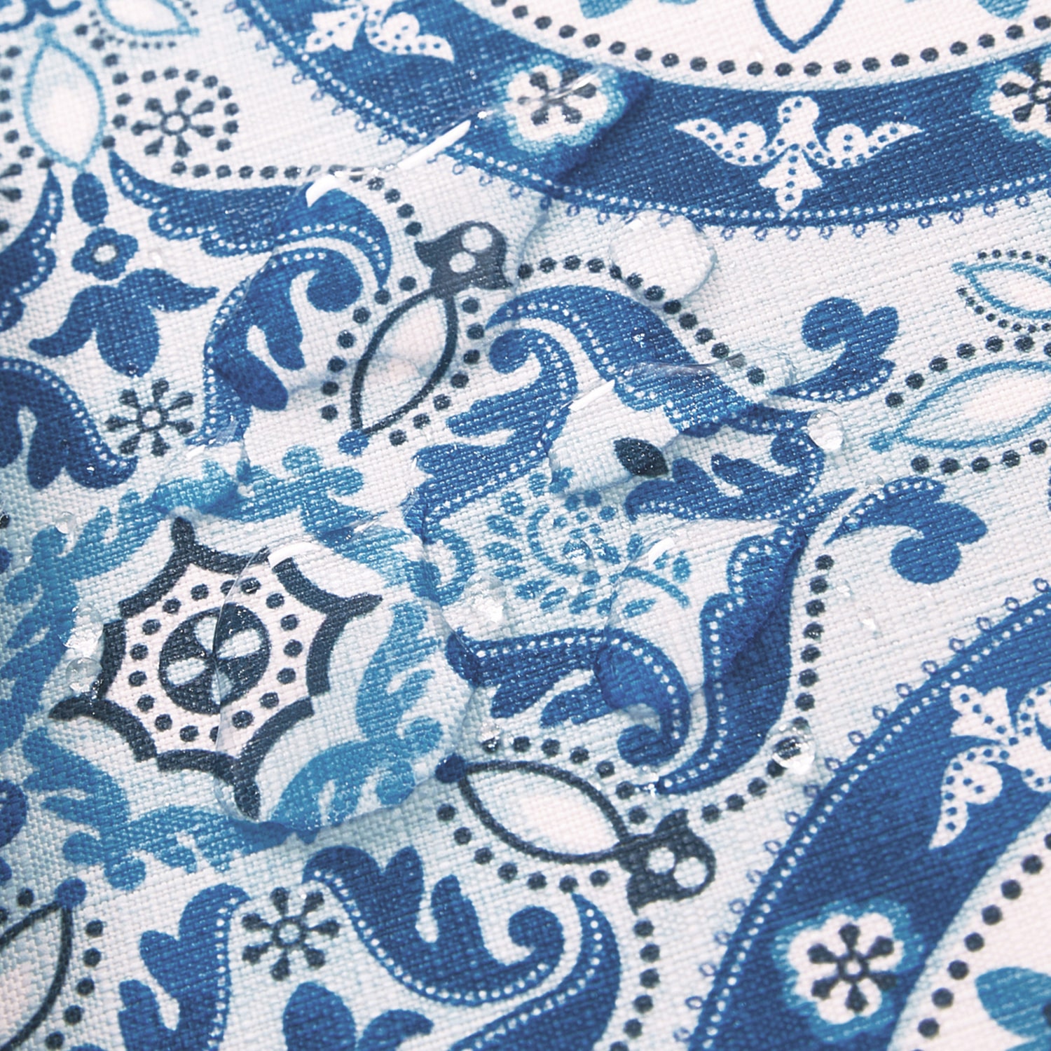 Elrene Home Fashions Vietri Medallion Block Print Stain N Water Resistant Indoor/Outdoor Table Runner