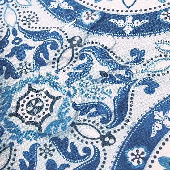 Threadmade Vietri Medallion Block Print Stain N Water Resistant Indoor/Outdoor Table Runner