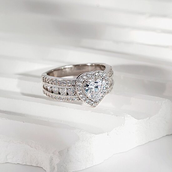 Diamonart Womens Cubic Zirconia Sterling Silver Heart Halo Side Stone Cocktail Ring