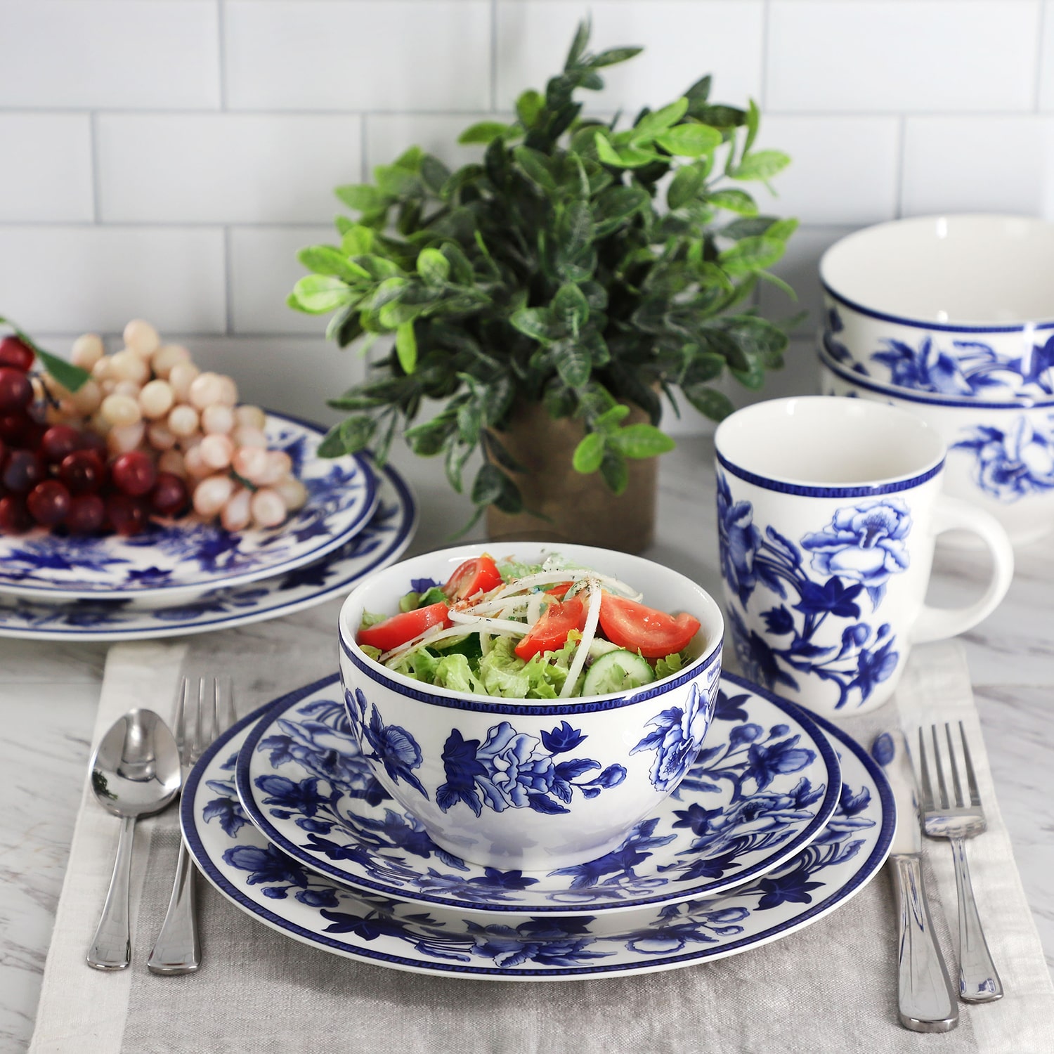 Elama Cattleya 16-pc. Porcelain Dinnerware Set