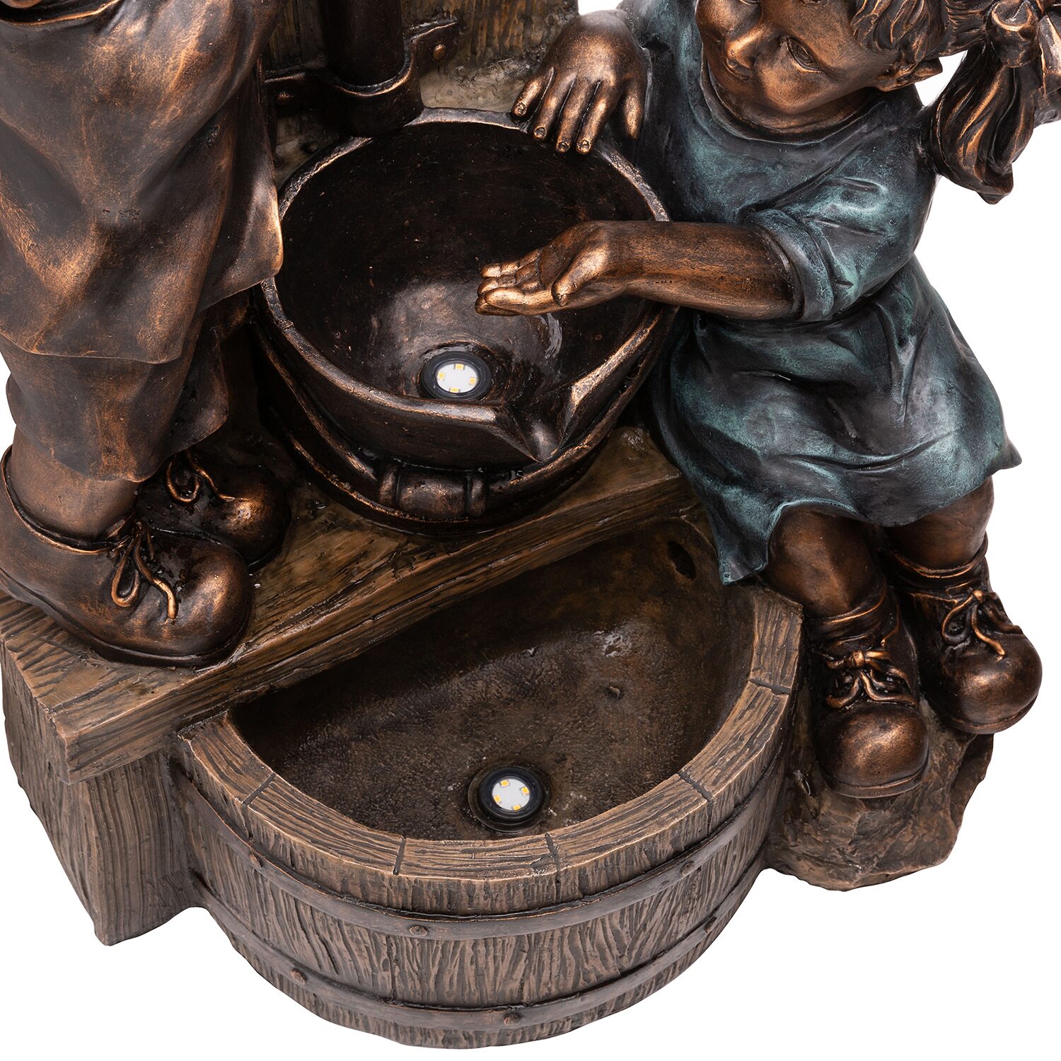 Glitzhome 25.5" Polyresin Sculptural Outdoor fountain