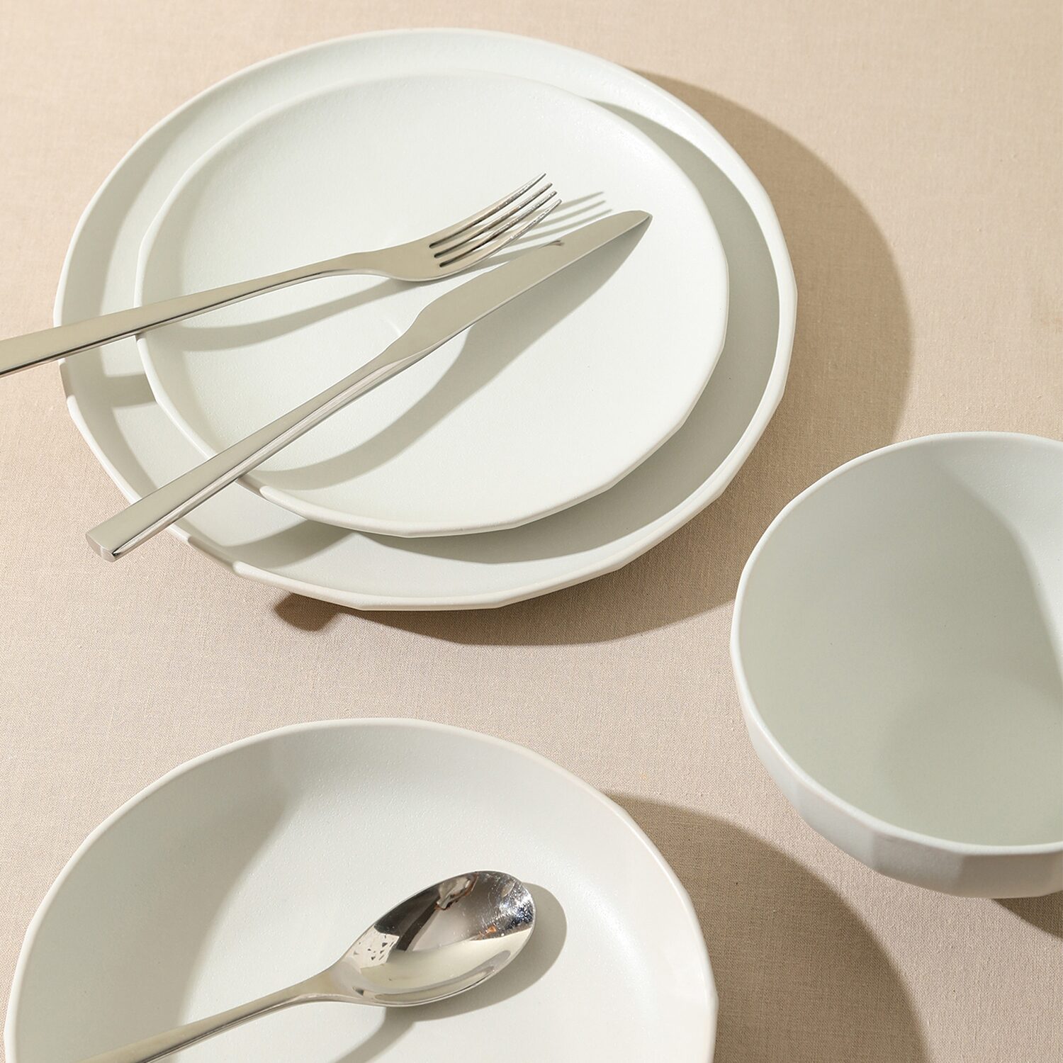 Stone + Lain Rio -pc. Stoneware Dinnerware Set