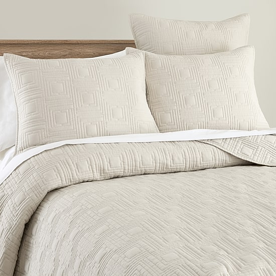 Liz Claiborne Camille Coverlet