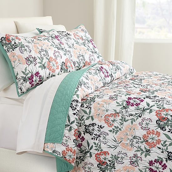 Home Expressions Avery Floral Quilt Set