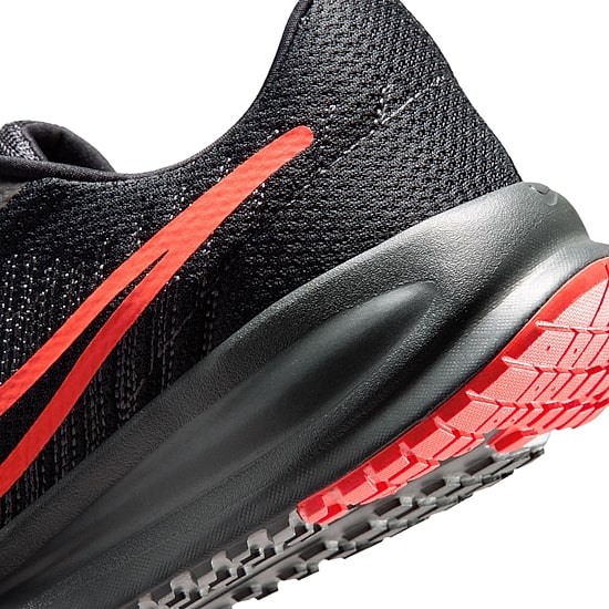 Nike Run Defy Mens Running Shoes
