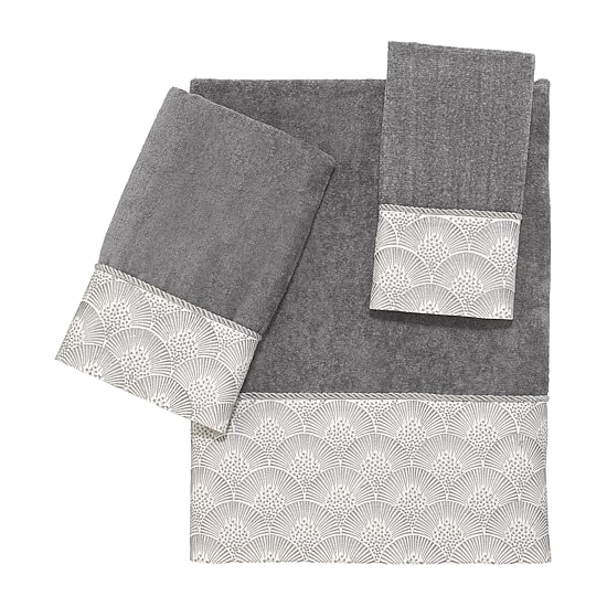 Avanti Deco Shell Nickel Embellished Bordered Bath Towel